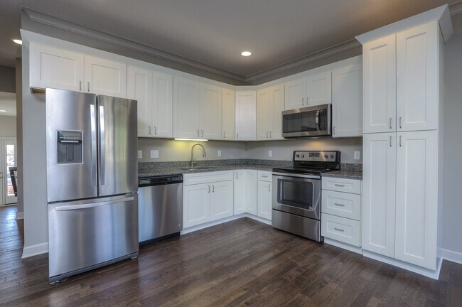 Foto del edificio - 7852 W 158th St