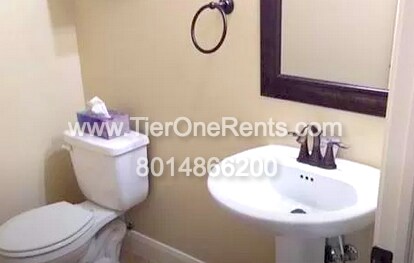 Building Photo - This property offers a NO DEPOSIT option a...