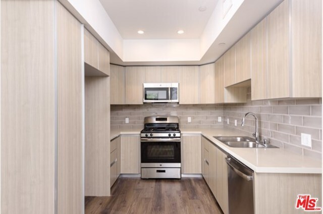 Foto del edificio - 129 S kings Rd