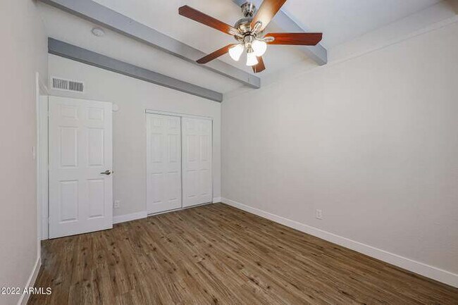 Foto del edificio - 4762 N 14th St