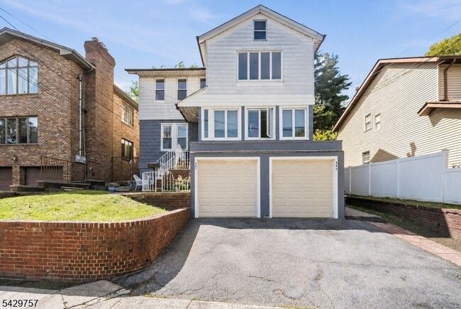 Foto del edificio - 773 Kingsland Ave