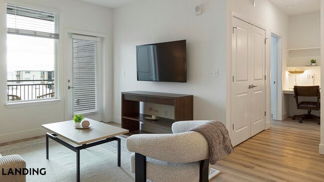 Building Photo - 10670 Jake Jabs Blvd