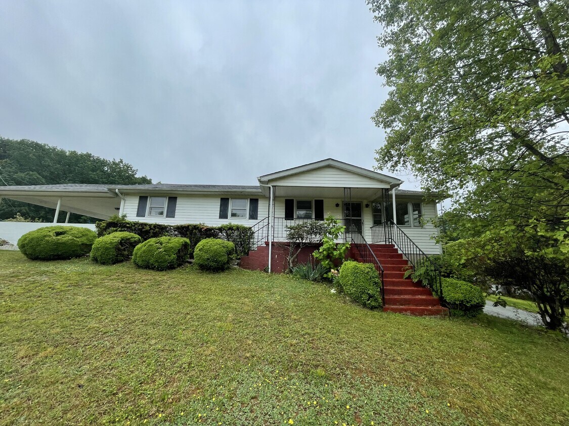 Primary Photo - 2161 Galts Mill Rd
