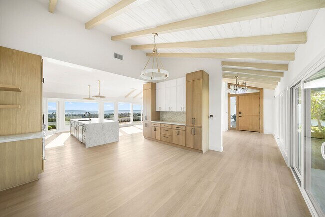 Building Photo - 2719 Setting Sun Dr