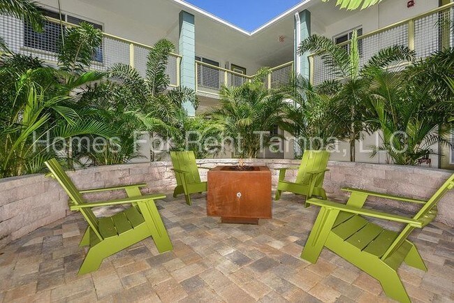 Foto del edificio - 5411 Bayshore Blvd