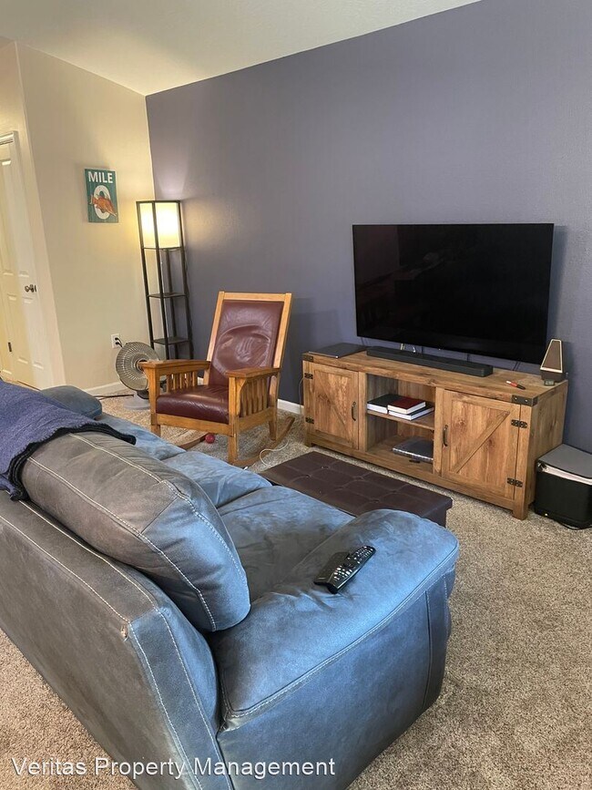 Building Photo - 3 br, 2 bath House - 5204 Excalibur Way