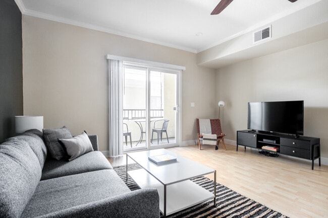Building Photo - Balmoral Apartments, 3585 Agate Dr