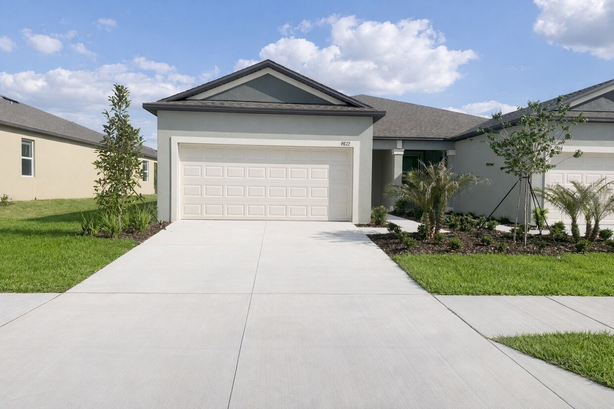 "Charming 3-Bed Oasis with Modern Granite Touches in Land O' Lakes!" - Beautifully Designed Villa in Angeline – Modern, Easy Florida Living