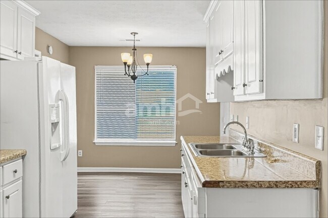 Foto del edificio - 4101 S Fork Dr