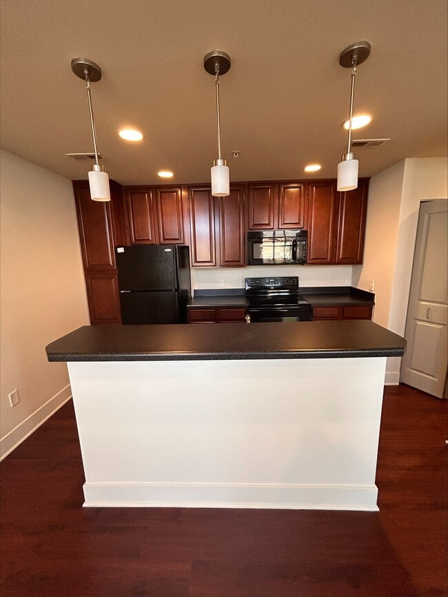 Kitchen - The Bank