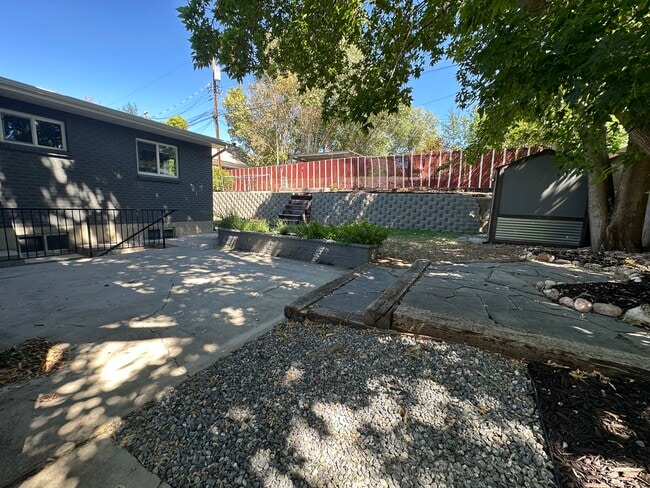 Shared patio - 2647 S Jasper St