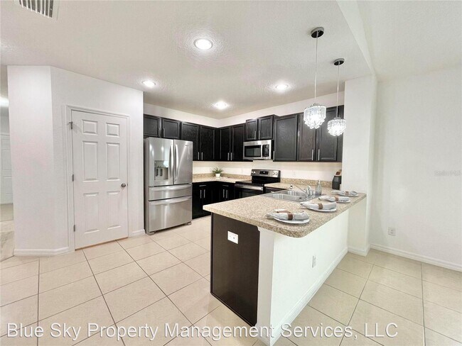 Building Photo - 4 br, 2 bath House - 504 SARDINIA CIR
