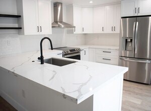 Building Photo - 4706 SW 67th Ave