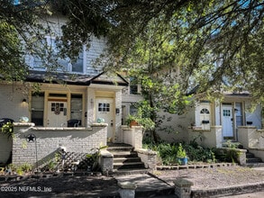 Building Photo - 2304 College St