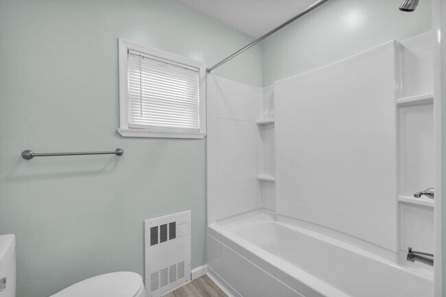 Foto del edificio - SIX BEDROOM Updated Half Twin