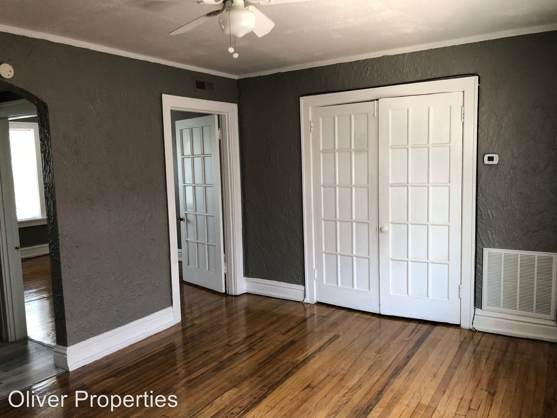 Primary Photo - 4219 Ellenwood Ave