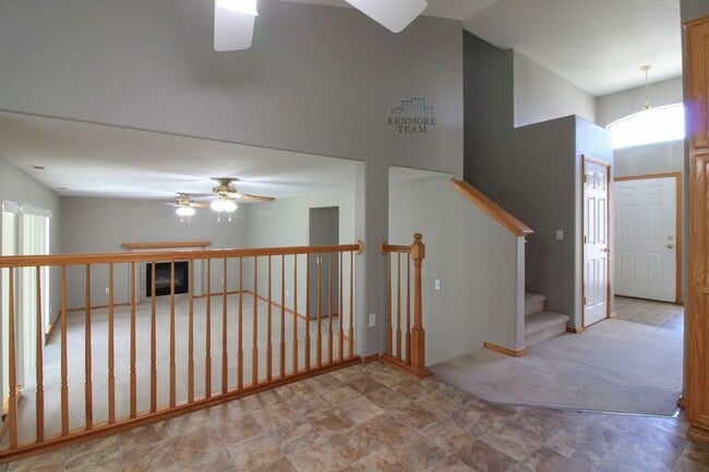 Building Photo - 1757 Maui Dr