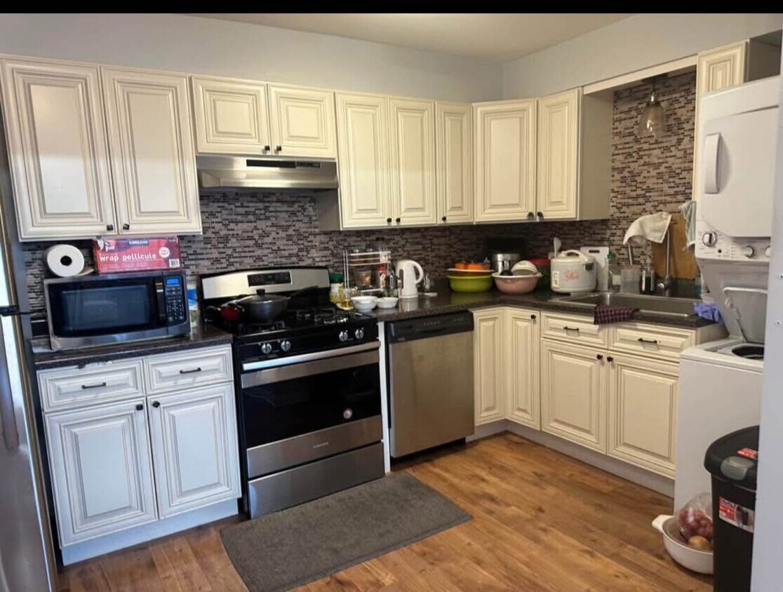 Primary Photo - 6219 W 63rd St