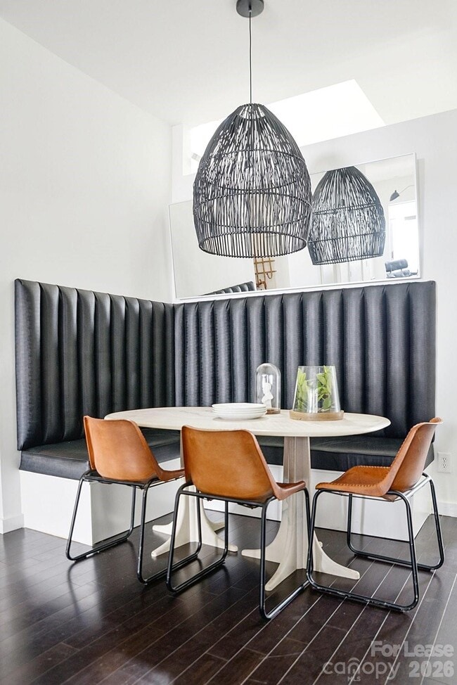 Foto del edificio - 341 Viburnum Way Ct