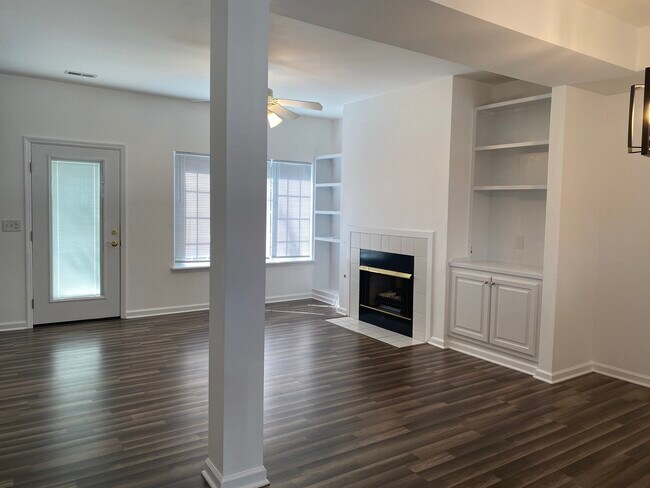 Building Photo - 129 Copper Kettle Path