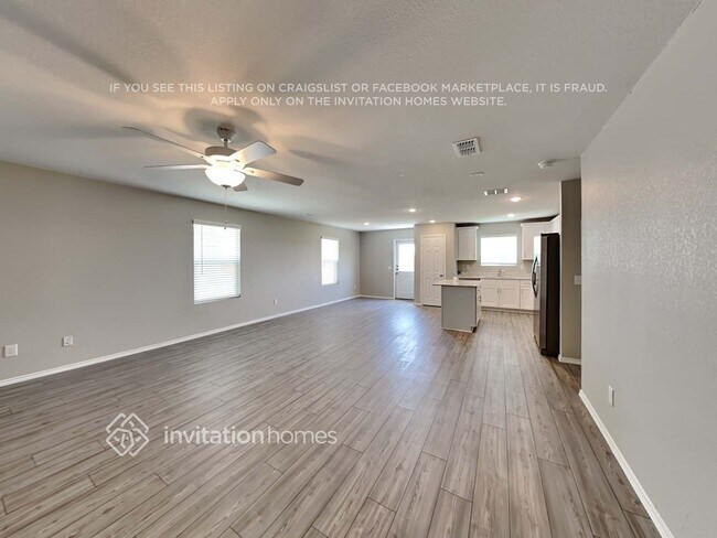 Foto del edificio - 1217 Autumn Mist Ln