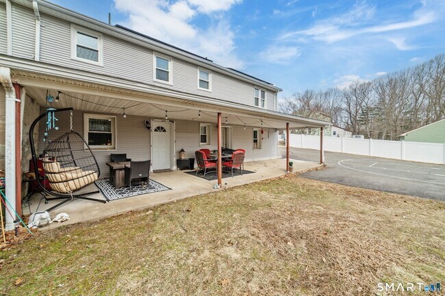 Foto del edificio - 103 Martin Rd