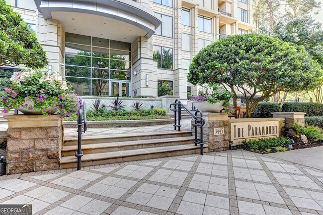 Foto del edificio - 3445 N Stratford Rd NE