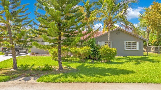 Building Photo - 15241 SW 150th St