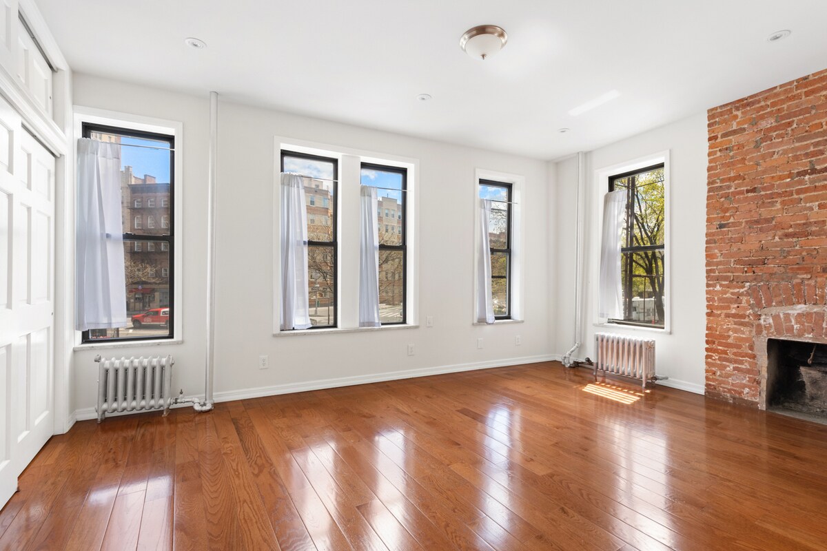 2 Bethune St Unit 1A, New York, NY 10014 Apartment for Rent in New