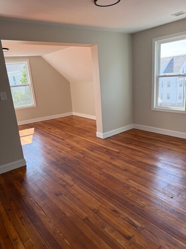 Foto del edificio - 1653 Acushnet Ave