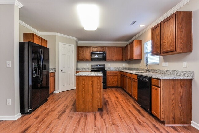 Building Photo - 3708 Hinton Grove Pl