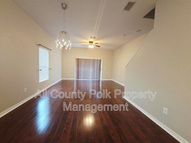 Foto del edificio - 4159 Shade Tree Lane