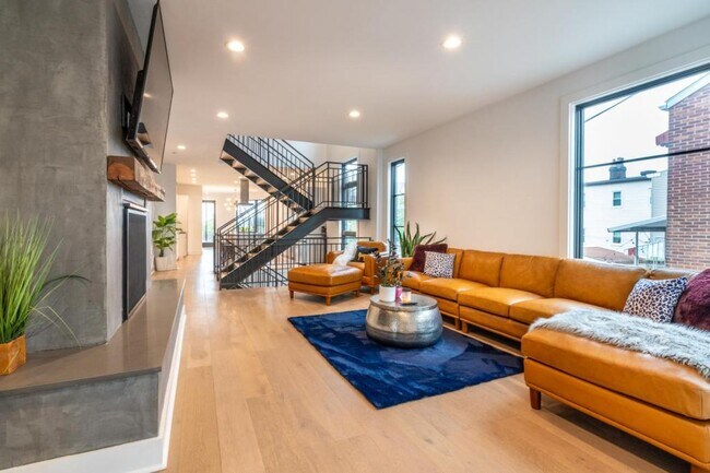 Foto del edificio - 324 38th St