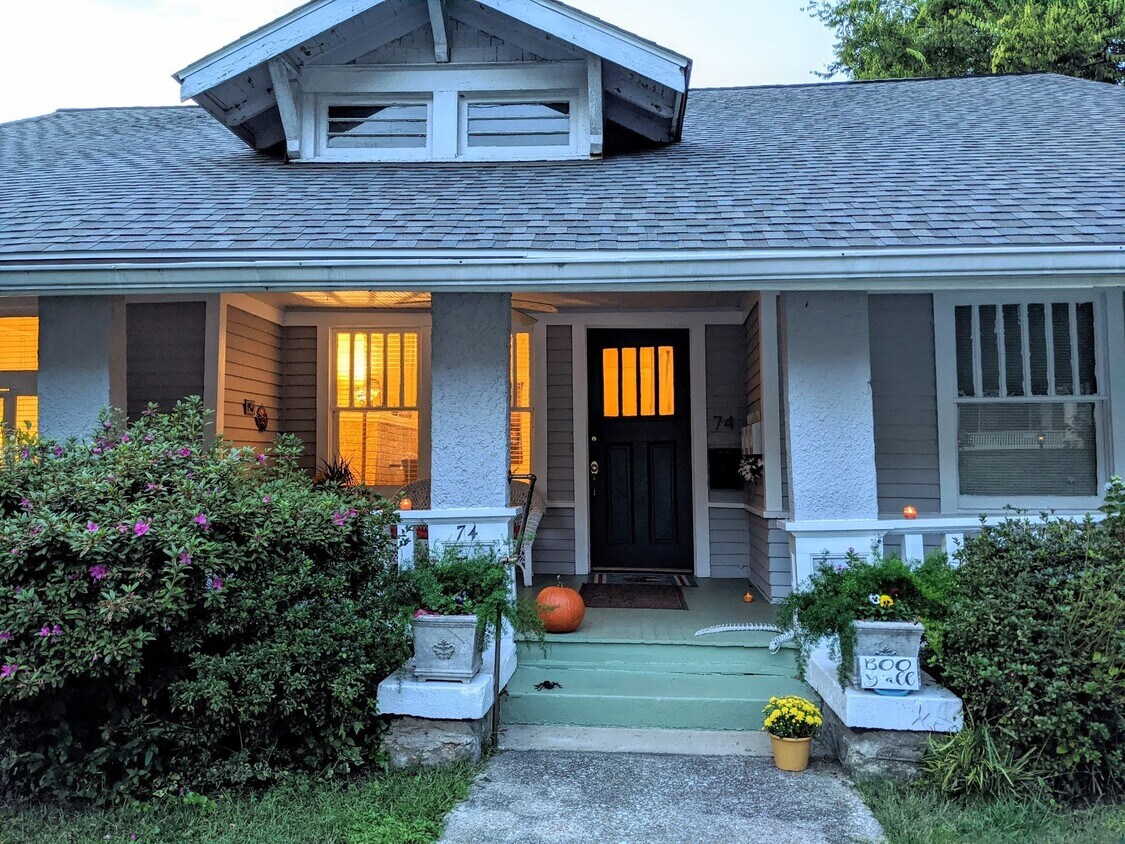 Foto principal - 74 17th St NE