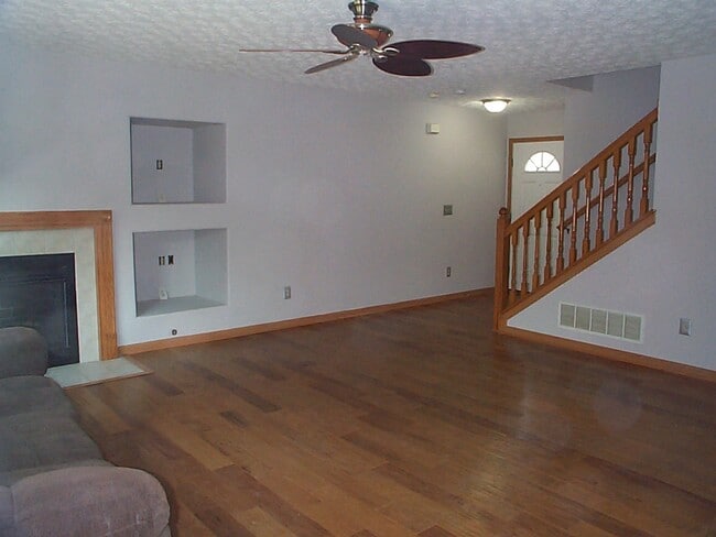 Foto del edificio - 5775 Coldcreek Dr