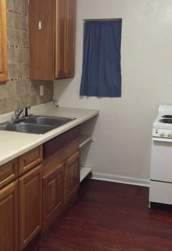 Building Photo - 329 Belgrade Ave