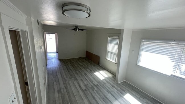 Building Photo - 6731 N 63rd Ave