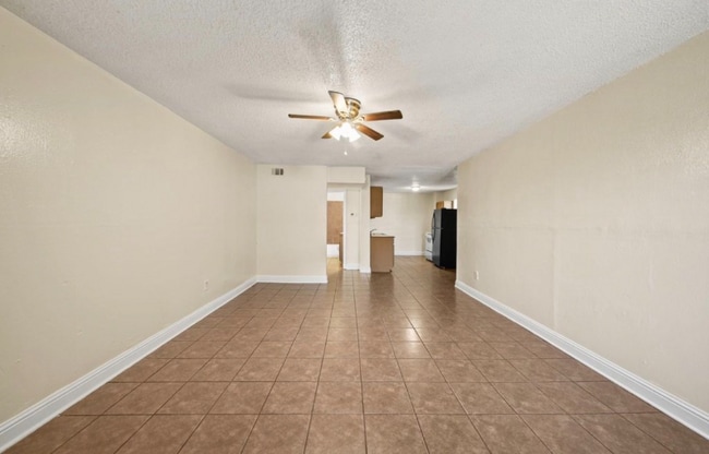 Building Photo - 3418 Sealy