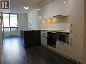 Building Photo - 1308 Hornby St