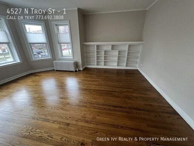 Foto del edificio - 4527 N Troy St