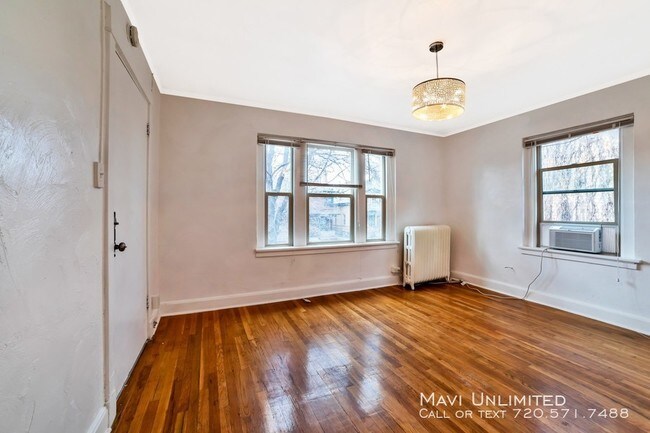 Building Photo - 1226 N Marion St