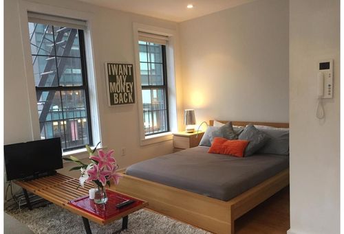 Foto del edificio - 327 Spring St