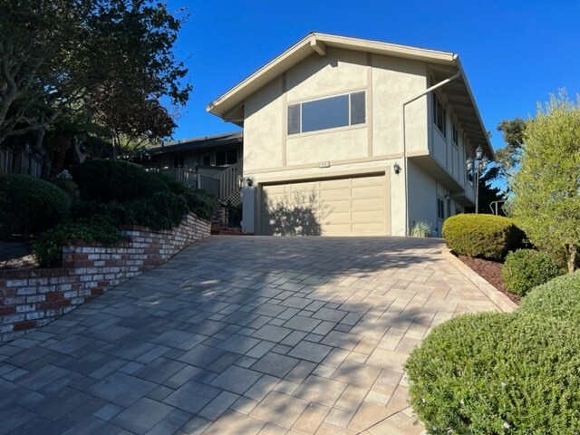 Primary Photo - 740 Woodcrest Ln