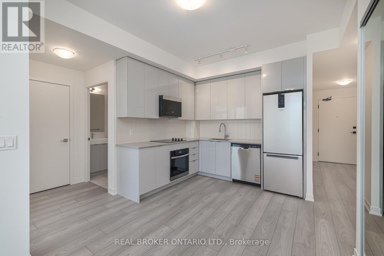 Photo principale - 498-2498 Caldari Rd