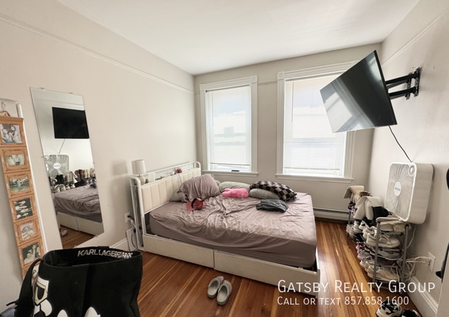 Photo - 164 Gove St.-3R Apartment