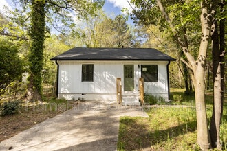 Building Photo - 3363 Delmar Ln NW