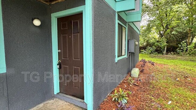 Foto del edificio - 5216 Westchase Ct