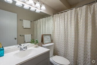 2BR, 1BA - Sierra - Bathroom - Granite Valley Apartments
