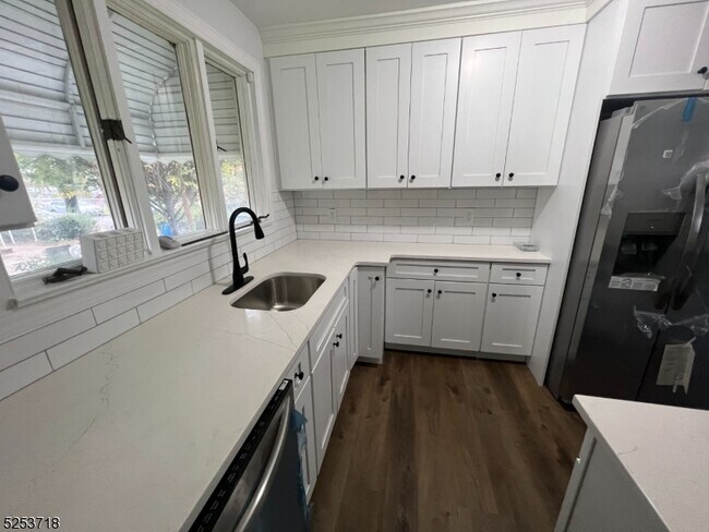 Foto del edificio - 14 May St