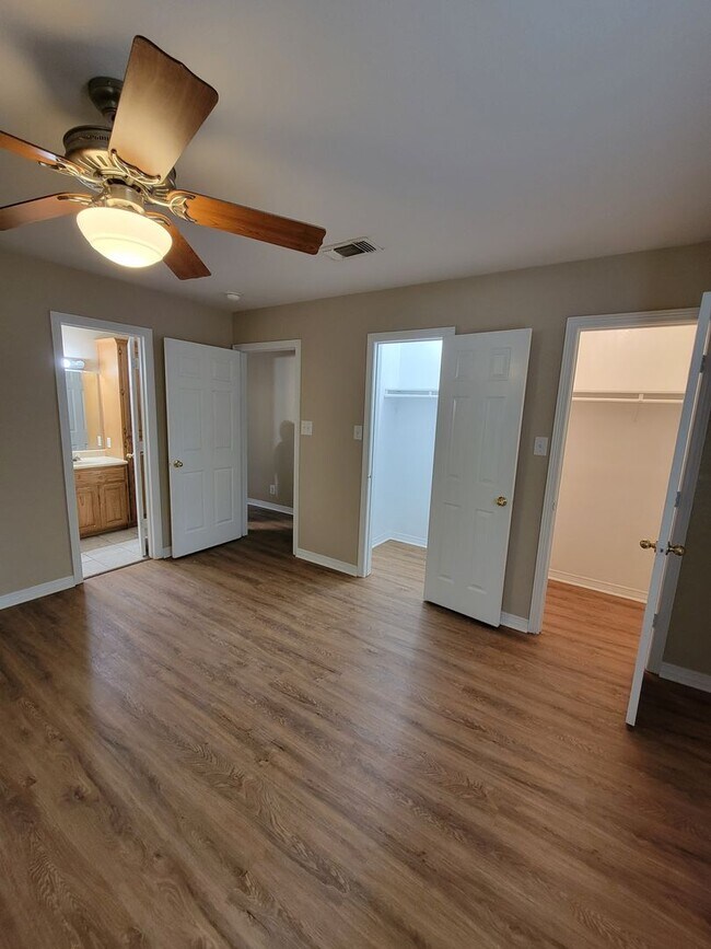 Foto del edificio - 3-bedroom home!